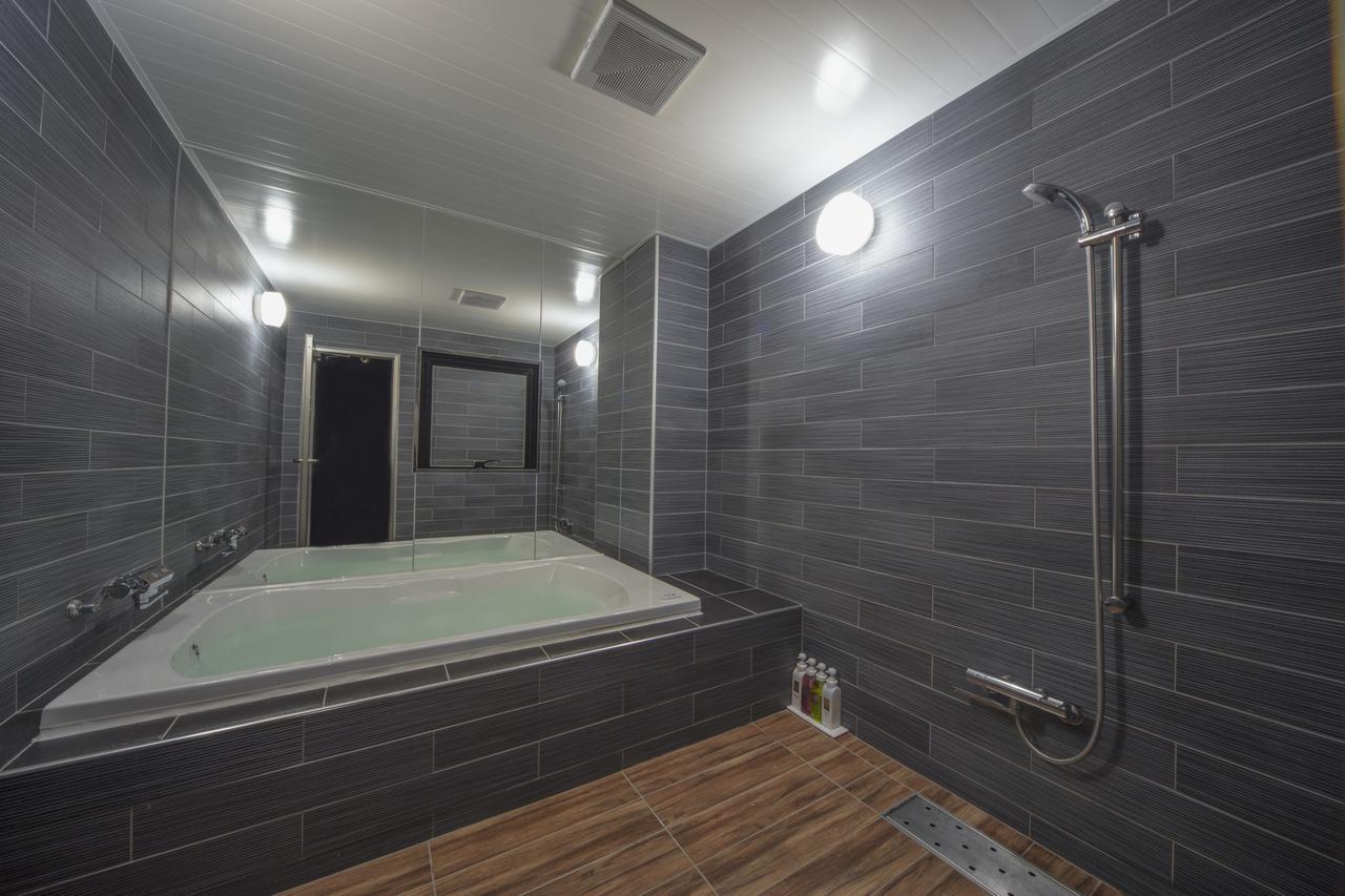 Hotel Noah Resort Sakuranomiya (Adults Only) Osaka Exterior photo